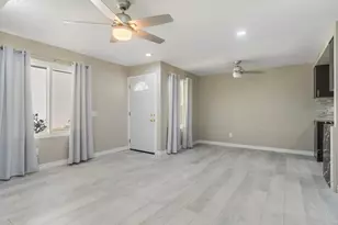 2828 Famosa Blvd, San Diego, CA 92107 - Photo 6