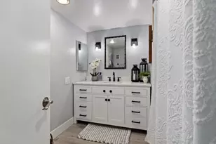 7115 Estrella De Mar Rd, Carlsbad, CA 92009 - Photo 18