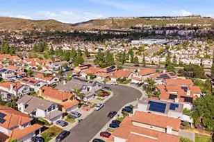 11095 Kite Hill Ln, San Diego, CA 92126 - Photo 16