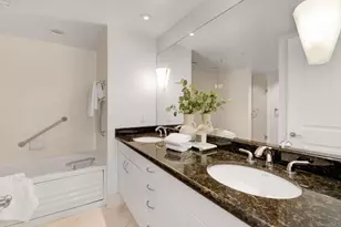 645 Front St, San Diego, CA 92101 - Photo 18