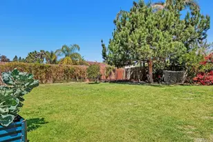 1744 Calle Jules, Vista, CA 92084 - Photo 36