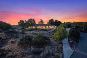 40225 Lucero Dr, Temecula, CA 92592 - Photo 2