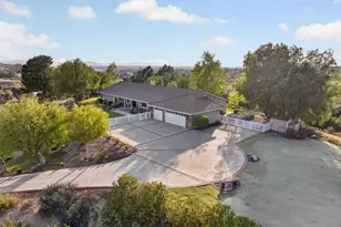 40225 Lucero Dr, Temecula, CA 92592 - Photo 62
