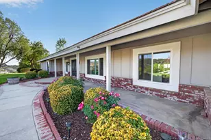 40225 Lucero Dr, Temecula, CA 92592 - Photo 8