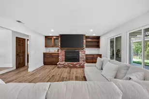 40225 Lucero Dr, Temecula, CA 92592 - Photo 14