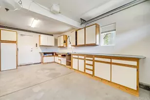 1568 Mallorca Dr, Vista, CA 92081 - Photo 46
