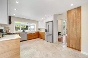 1568 Mallorca Dr, Vista, CA 92081 - Photo 14
