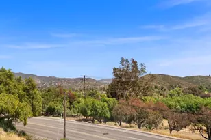 1798 Augusta Ct, El Cajon, CA 92019 - Photo 36