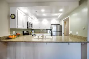 910 N Pacific St, Oceanside, CA 92054 - Photo 12