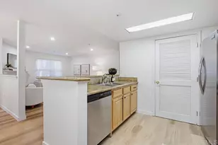 150 N River Cir, Oceanside, CA 92057 - Photo 10