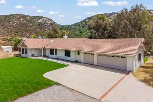 25945 Forest Dr, Escondido, CA 92026 - Photo 2