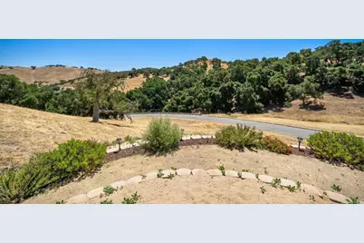 9805 Steelhead Rd, Paso Robles, CA 93446 - Photo 20