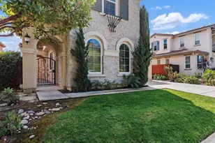 2429 Mica Rd, Carlsbad, CA 92009 - Photo 8