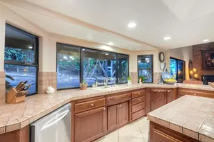 1817 Queens Way, Vista, CA 92084 - Photo 18