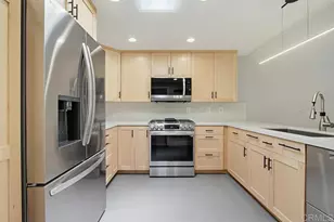 2201 Plaza De Las Flores, Carlsbad, CA 92009 - Photo 4