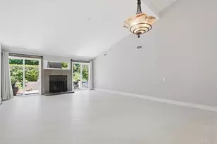 2201 Plaza De Las Flores, Carlsbad, CA 92009 - Photo 10
