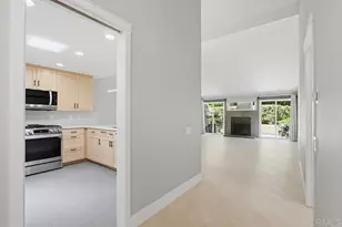 2201 Plaza De Las Flores, Carlsbad, CA 92009 - Photo 6