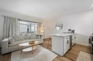 1255 N Harper Ave, West Hollywood, CA 90046 - Photo 2