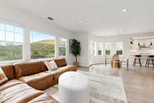 1847 Tanglewood, San Marcos, CA 92078 - Photo 6