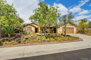352 Tom McGuinness Jr Circle, Fallbrook, CA 92028 - Photo 4