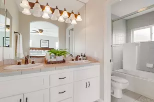 1147 Hornblend St, San Diego, CA 92109 - Photo 14