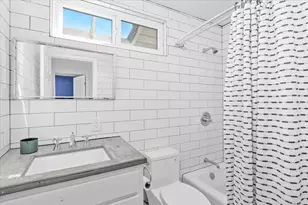 7946 Calle Posada, Carlsbad, CA 92009 - Photo 18