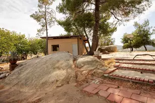 32305 Red Mountain Rd, Hemet, CA 92544 - Photo 10
