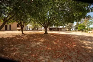 32305 Red Mountain Rd, Hemet, CA 92544 - Photo 8