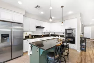 4682 Meadow Dr, Carlsbad, CA 92010 - Photo 10