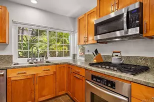 7102 Primrose Way, Carlsbad, CA 92011 - Photo 14