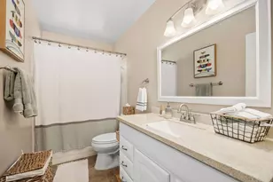 7102 Primrose Way, Carlsbad, CA 92011 - Photo 26