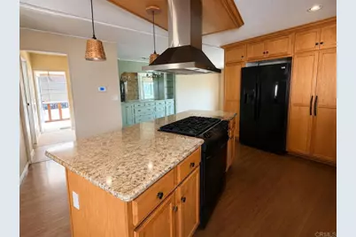 7114 San Bartolo, Carlsbad, CA 92011 - Photo 2