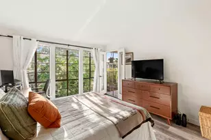 2630 Pirineos Way, Carlsbad, CA 92009 - Photo 28