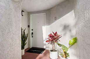 2630 Pirineos Way, Carlsbad, CA 92009 - Photo 8