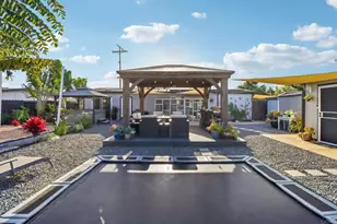 2852 Yvonne St, Oceanside, CA 92056 - Photo 48