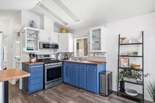 1624 N Coast Hwy 101, Encinitas, CA 92024 - Photo 4