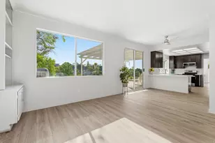 12327 Cornwallis Square, San Diego, CA 92128 - Photo 8