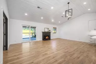 2295 Highland Dr, Carlsbad, CA 92008 - Photo 10