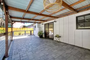 2295 Highland Dr, Carlsbad, CA 92008 - Photo 32