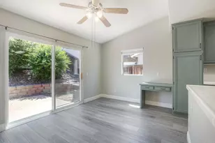 36454 Erica Ct, Winchester, CA 92596 - Photo 10