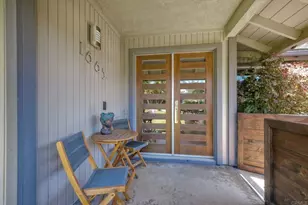 1665 Sandalwood Ln, Carlsbad, CA 92008 - Photo 6