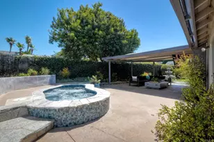 1665 Sandalwood Ln, Carlsbad, CA 92008 - Photo 32