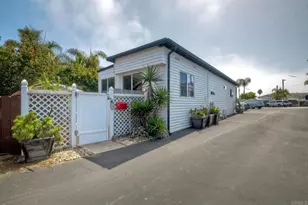 170 Diana Street, Encinitas, CA 92024 - Photo 2