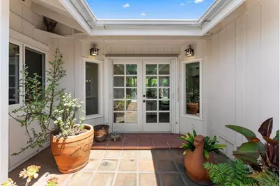 7640 Calle Madero, Carlsbad, CA 92009 - Photo 10