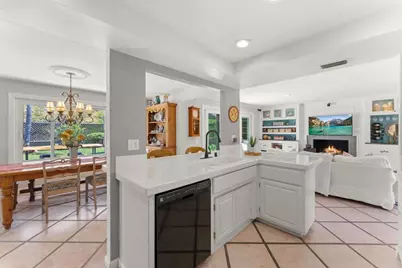 7640 Calle Madero, Carlsbad, CA 92009 - Photo 18