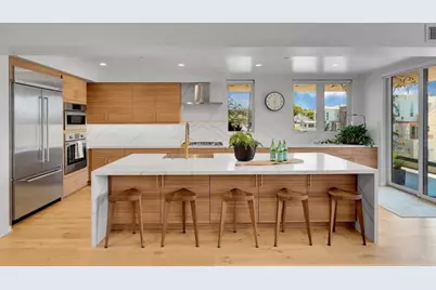 3097 Madison Street #301, Carlsbad, CA 92008 - Photo 2