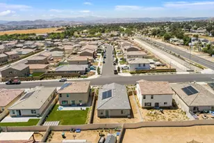 25258 Lost Saddle Ln, Homeland, CA 92548 - Photo 32