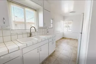 7410 Vineland Ave, Los Angeles, CA 91352 - Photo 8