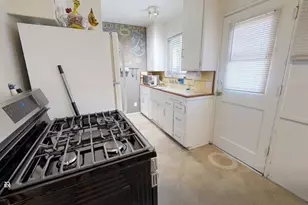 7410 Vineland Ave, Los Angeles, CA 91352 - Photo 12