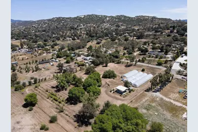 385 Feghali Road, Ramona, CA 92065 - Photo 16